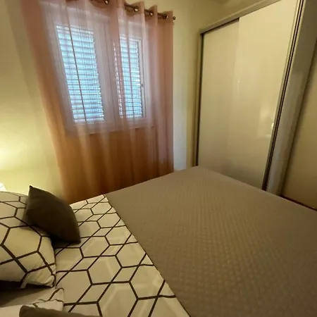 One Apartman