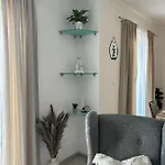 One Apartman *